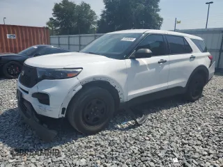 2021 Ford Police Interceptor Utility z VIN 1FM5K8AB4MGA46888, wystawiony jako Copart lot #53483365 z przebiegiem 81 293 mil mil oraz Nie do naprawy. Historia ofert i sprzedaży dostępna na DreamBid. Obrazek 1.