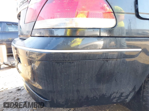 2007 BMW 7 Series 750Li with VIN WBAHN83507DT76059, listed as a IAAI auction lot 41437158 with Not Provided miles and . Bid and sale history available at DreamBid. Image 14.