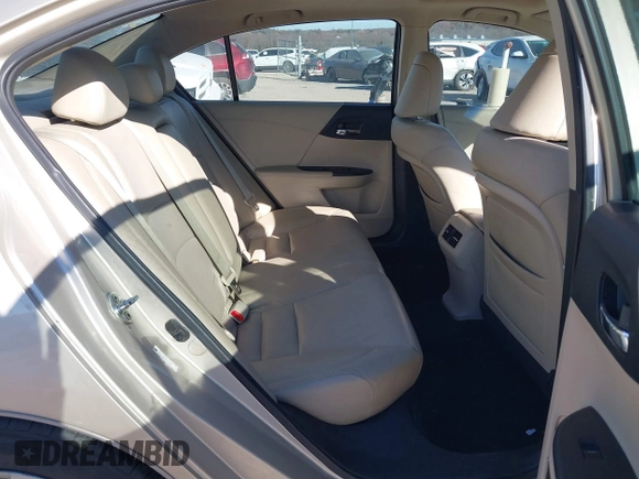 2013 Honda Accord Sdn EX-L with VIN 1HGCR2F88DA143534, listed as a IAAI auction lot 40962871 with 226,188 mi miles. Bid and sale history available at carsss.com. Image 8.