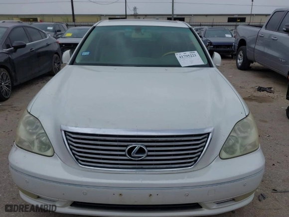 2004 Lexus LS 430 with VIN JTHBN36F940144951, listed as a IAAI auction lot 41795221 with 125,026 mi miles. Bid and sale history available at carsss.com. Image 6.