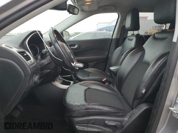 2019 Jeep Compass Latitude with VIN 3C4NJCBB3KT636386, listed as a Copart auction lot 58555305 with 97,923 mi miles and Salvage title. Bid and sale history available at DreamBid. Image 7.