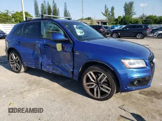 2015 Audi SQ5 Premium Plus with VIN WA1CGAFP8FA146839, listed as a Copart auction lot 67362773 with 59,513 mi miles. Bid and sale history available at carsss.com. Image 4.