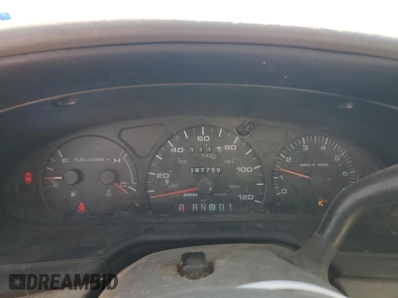 2001 Mercury Sable GS z VIN 1MEFM50U51A644294, wystawiony jako Copart lot #46227205 z przebiegiem 187 759 mil mil oraz Szkoda całkowita • Salvage title. Historia ofert i sprzedaży dostępna na DreamBid. Obrazek 9.