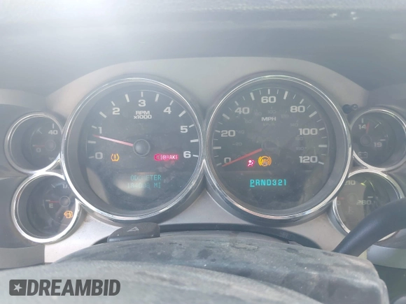 2007 Chevrolet Silverado 1500 LT w/1LT with VIN 2GCEC19C871678672, listed as a IAAI auction lot 41855644 with 184,008 mi miles. Bid and sale history available at carsss.com. Image 7.