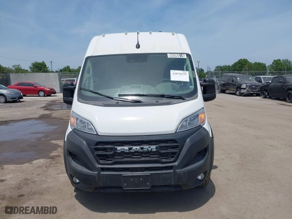 2025 Ram ProMaster Cargo Van Tradesman with VIN 3C6LRVCG2SE513485, listed as a IAAI auction lot 42070229 with 5,030 mi miles. Bid and sale history available at carsss.com. Image 13.