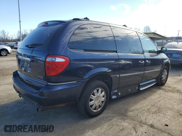 2006 Chrysler Town & Country LWB Limited with VIN 2A8GP64L16R784567, listed as a Copart auction lot 81466244 with 108,211 mi miles and Clean Title. Bid and sale history available at carsss.com. Image 3.