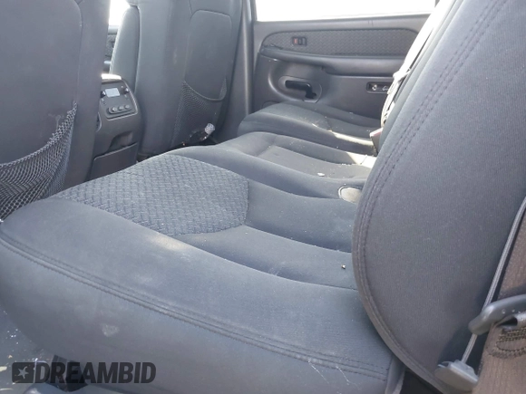 2004 Chevrolet Avalanche with VIN 3GNEC12T94G262585, listed as a IAAI auction lot 41994258 with 174,707 mi miles and . Bid and sale history available at DreamBid. Image 8.