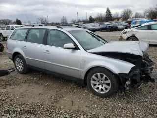 2003 Volkswagen Passat GLS with VIN WVWVD63B63E210619, listed as a Copart auction lot 47631445 with 233,369 mi miles and Salvage Title. Bid and sale history available at carsss.com. Image 4.