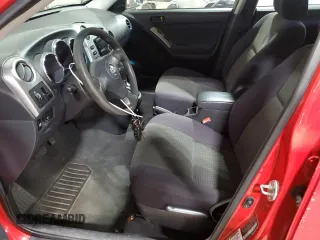 2006 Toyota Matrix STD with VIN 2T1KR32E96C603651, listed as a Copart auction lot 61500995 with 192,651 mi miles and Salvage title. Bid and sale history available at DreamBid. Image 7.
