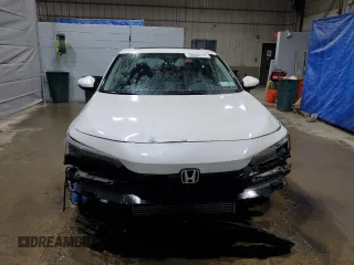 2022 Honda Civic Touring z VIN 2HGFE1F91NH313585, wystawiony jako Copart lot #56042115 z przebiegiem 30 954 mil mil oraz Szkoda całkowita • Salvage title. Historia ofert i sprzedaży dostępna na DreamBid. Obrazek 5.