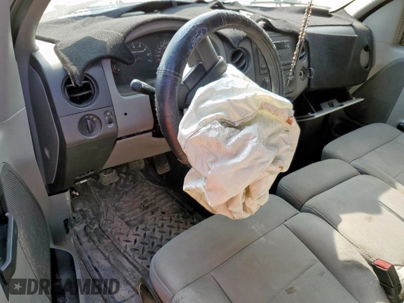 2007 Ford F-150 XL with VIN 1FTRF12297NA34932, listed as a Copart auction lot 60252625 with Not provided miles and Salvage title. Bid and sale history available at DreamBid. Image 8.