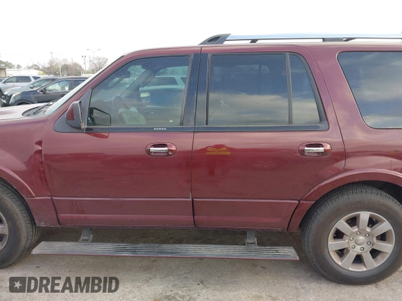 2009 Ford Expedition Limited z VIN 1FMFU19519EB20601, wystawiony jako IAAI lot #41785547 z przebiegiem 308 766 mil mil oraz . Historia ofert i sprzedaży dostępna na DreamBid. Obrazek 13.