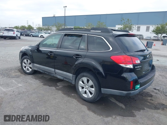 2010 Subaru Outback Premium All-Weather Anniversary z VIN 4S4BRBCC7A3349037, wystawiony jako IAAI lot #42100672 z przebiegiem 192 138 mil mil oraz . Historia ofert i sprzedaży dostępna na DreamBid. Obrazek 3.