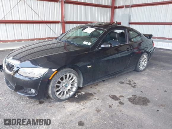 2011 BMW 3 Series 328i with VIN WBAKE3C53BE558916, listed as a IAAI auction lot 41946404 with 172,961 mi miles and . Bid and sale history available at carsss.com. Image 17.