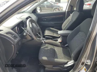 2021 Mitsubishi Outlander ES z VIN JA4ARUAU7MU035906, wystawiony jako Copart lot #53797015 z przebiegiem 72 049 mil mil oraz Szkoda całkowita • Salvage title. Historia ofert i sprzedaży dostępna na DreamBid. Obrazek 7.