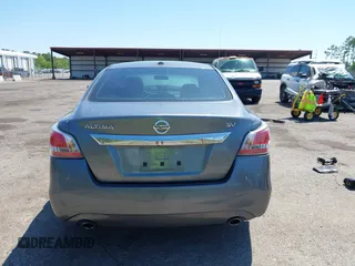 2015 Nissan Altima SV with VIN 1N4AL3AP9FC270351, listed as a IAAI auction lot 42033044 with 165,707 mi miles and . Bid and sale history available at DreamBid. Image 16.