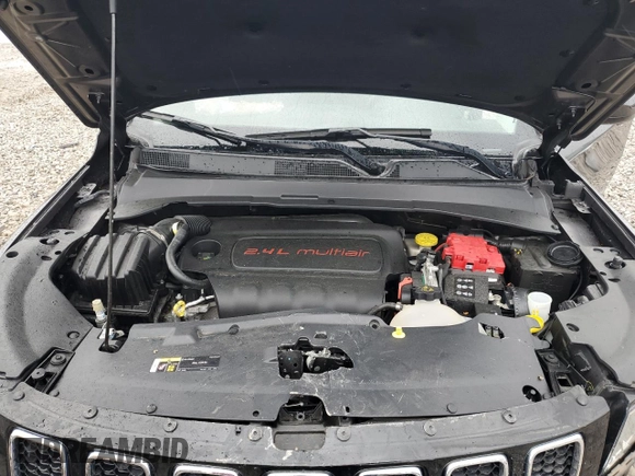 2020 Jeep Compass Latitude with VIN 3C4NJDBB7LT234491, listed as a Copart auction lot 73374084 with 23,527 mi miles and Salvage Title. Bid and sale history available at DreamBid. Image 13.