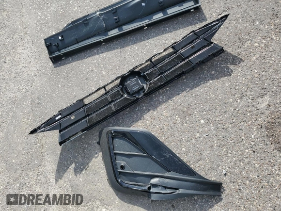 2024 Volkswagen Tiguan S с VIN 3VVRB7AXXRM218061, выставлен на аукционе Copart как лот 54159735 с пробегом 3 676 миль миль и На запчасти • Non repairable. История ставок и продаж доступна на DreamBid. Изображение 13.
