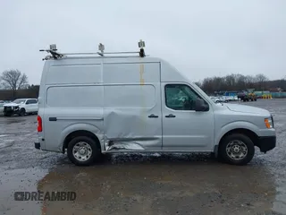 2016 Nissan NV Cargo SV z VIN 1N6BF0LY4GN807205, wystawiony jako IAAI lot #41321682 z przebiegiem 151 759 mil mil oraz . Historia ofert i sprzedaży dostępna na DreamBid. Obrazek 13.