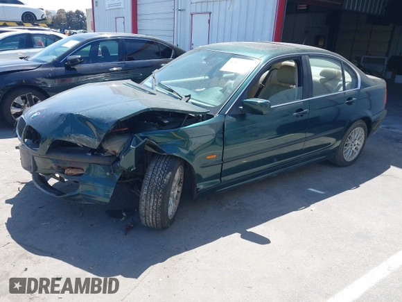 2000 BMW 3 Series 328i with VIN WBAAM5338YFR15213, listed as a IAAI auction lot 42014522 with 85,955 mi miles. Bid and sale history available at carsss.com. Image 18.