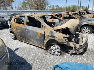 2018 Chevrolet Sonic LT z VIN 1G1JD6SH4J4107540, wystawiony jako Copart lot #50816905 z przebiegiem Nie podano mil oraz Szkoda całkowita • Salvage title. Historia ofert i sprzedaży dostępna na DreamBid. Obrazek 4.