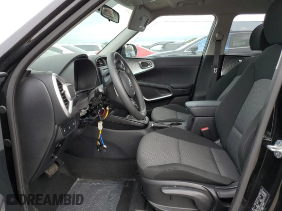 2020 Kia Soul X-Line with VIN KNDJ23AU2L7714581, listed as a Copart auction lot 69775674 with 17,639 mi miles and Salvage Title. Bid and sale history available at carsss.com. Image 7.