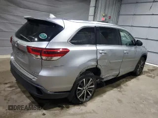 2018 Toyota Highlander SE z VIN 5TDJZRFH0JS861771, wystawiony jako Copart lot #58091495 z przebiegiem 210 862 mil mil oraz Szkoda całkowita • Salvage title. Historia ofert i sprzedaży dostępna na DreamBid. Obrazek 3.