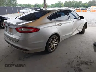 2016 Ford Fusion SE z VIN 1FA6P0H73G5129053, wystawiony jako IAAI lot #42632691 z przebiegiem 266 087 mil mil oraz . Historia ofert i sprzedaży dostępna na DreamBid. Obrazek 4.