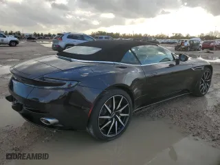 2020 Aston Martin DB11 with VIN SCFRMFCW6LGM09132, listed as a Copart auction lot 85471884 with 0 mi miles and Non Repairable. Bid and sale history available at carsss.com. Image 3.