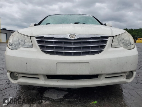 2008 Chrysler Sebring Touring with VIN 1C3LC55R48N681386, listed as a Copart auction lot 55488205 with 89,928 mi miles and Salvage Title. Bid and sale history available at DreamBid. Image 5.