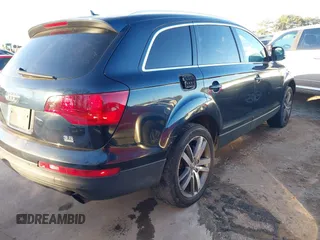 2009 Audi Q7 with VIN WA1AY74L09D023868, listed as a IAAI auction lot 41308776 with 176,541 mi miles and . Bid and sale history available at DreamBid. Image 4.