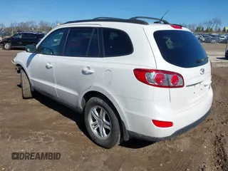 2011 Hyundai Santa Fe GLS z VIN 5XYZGDABXBG028637, wystawiony jako IAAI lot #41677263 z przebiegiem 77 940 mil mil oraz . Historia ofert i sprzedaży dostępna na DreamBid. Obrazek 3.