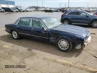 1998 Jaguar XJ Vanden Plas with VIN SAJKX6246WC832202, listed as a Copart auction lot 51665525 with 96,592 mi miles and Clean Title. Bid and sale history available at DreamBid. Image 4.