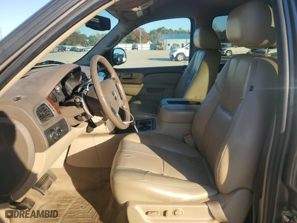 2011 GMC Yukon XL SLT with VIN 1GKS1KE09BR271636, listed as a Copart auction lot 85499874 with 232,705 mi miles and Salvage Title. Bid and sale history available at carsss.com. Image 7.