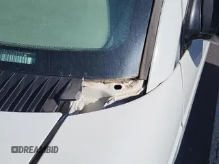 2004 Chevrolet Astro Cargo z VIN 1GCDM19X34B106870, wystawiony jako IAAI lot #42398500 z przebiegiem 274 076 mil mil oraz . Historia ofert i sprzedaży dostępna na DreamBid. Obrazek 8.