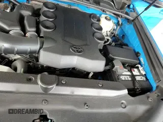 2019 Toyota 4Runner SR5 с VIN JTEBU5JR4K5657537, выставлен на аукционе Copart как лот 80009945 с пробегом 84 409 миль миль и Списание • Salvage title. История ставок и продаж доступна на DreamBid. Изображение 14.