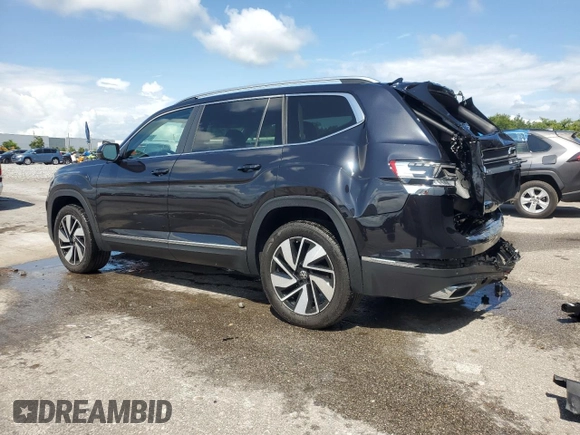 2024 Volkswagen Atlas SEL with VIN 1V2BR2CA9RC545090, listed as a Copart auction lot 61136825 with 18,248 mi miles and Non repairable. Bid and sale history available at DreamBid. Image 2.