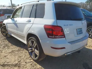 2013 Mercedes-Benz GLK-Class GLK 350 with VIN WDCGG8JB7DG101780, listed as a IAAI auction lot 41679176 with 73,310 mi miles. Bid and sale history available at carsss.com. Image 3.