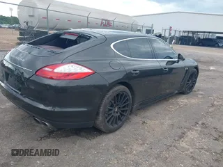 2010 Porsche Panamera S z VIN WP0AB2A73AL061283, wystawiony jako IAAI lot #42367523 z przebiegiem 90 164 mil mil oraz . Historia ofert i sprzedaży dostępna na DreamBid. Obrazek 4.
