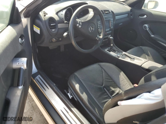 2006 Mercedes-Benz SLK-Class 3.5L with VIN WDBWK56F56F100161, listed as a Copart auction lot 44066365 with 24,960 mi miles and Salvage Title. Bid and sale history available at carsss.com. Image 8.
