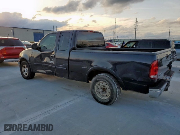 1999 Ford F-150 с VIN 1FTRX17W4XKB52722, выставлен на аукционе Copart как лот 56626185 с пробегом Не указан миль и Списание • Salvage title. История ставок и продаж доступна на DreamBid. Изображение 2.
