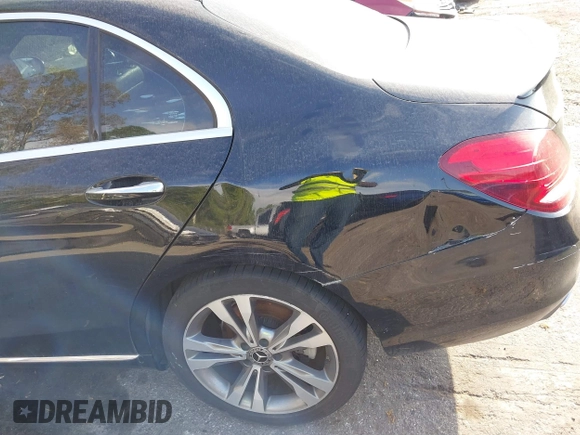 2018 Mercedes-Benz C 300 with VIN WDDWF4JB7JR312934, listed as a IAAI auction lot 41590598 with 94,088 mi miles and . Bid and sale history available at DreamBid. Image 6.