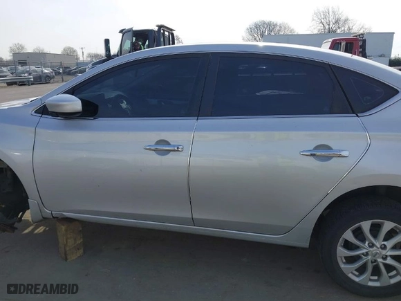 2019 Nissan Sentra SV with VIN 3N1AB7APXKY202357, listed as a IAAI auction lot 41795476 with 107,406 mi miles. Bid and sale history available at carsss.com. Image 14.