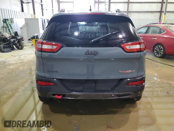 2015 Jeep Cherokee Trailhawk z VIN 1C4PJMBB0FW634397, wystawiony jako Copart lot #45812515 z przebiegiem 109 158 mil mil oraz Szkoda całkowita • Salvage title. Historia ofert i sprzedaży dostępna na DreamBid. Obrazek 6.