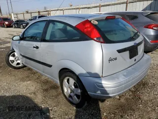 2003 Ford Focus ZX3 with VIN 3FAFP31Z33R178841, listed as a Copart auction lot 43453095 with 187,698 mi miles and Salvage title. Bid and sale history available at DreamBid. Image 2.