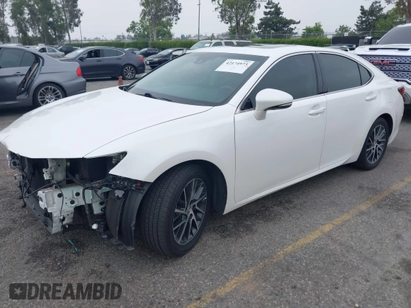 2016 Lexus ES 330 z VIN 58ABK1GG0GU024995, wystawiony jako IAAI lot #42174973 z przebiegiem 80 131 mil mil oraz . Historia ofert i sprzedaży dostępna na DreamBid. Obrazek 18.
