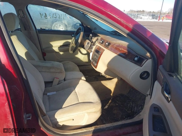2006 Chevrolet Impala LS with VIN 2G1WB55K869282522, listed as a IAAI auction lot 41621354 with 179,765 mi miles. Bid and sale history available at carsss.com. Image 5.