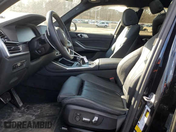 2022 BMW X7 xDrive40i with VIN 5UXCW2C02N9M84404, listed as a Copart auction lot 45557825 with 0 mi miles and Salvage Title. Bid and sale history available at carsss.com. Image 7.
