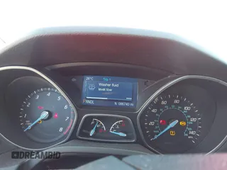 2014 Ford Focus SE with VIN 1FADP3K28EL265726, listed as a IAAI auction lot 41761931 with 86,740 mi miles. Bid and sale history available at carsss.com. Image 7.