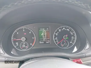 2014 Volkswagen Passat SE z VIN 1VWBN7A3XEC022098, wystawiony jako IAAI lot #42130334 z przebiegiem 88 433 mil mil oraz . Historia ofert i sprzedaży dostępna na DreamBid. Obrazek 7.